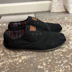 Mens Toms slip on shoe